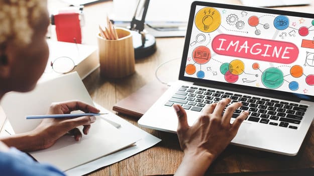 Creating, Maintaining and Presenting Your Brand: Social Media Do's & Don'ts When Looking for a Job 1 Creating, Maintaining and Presenting Your Brand: Social Media Do's & Don'ts When Looking for a Job
