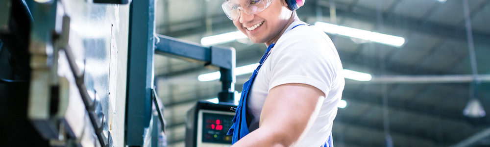 recruiting manufacturing employee