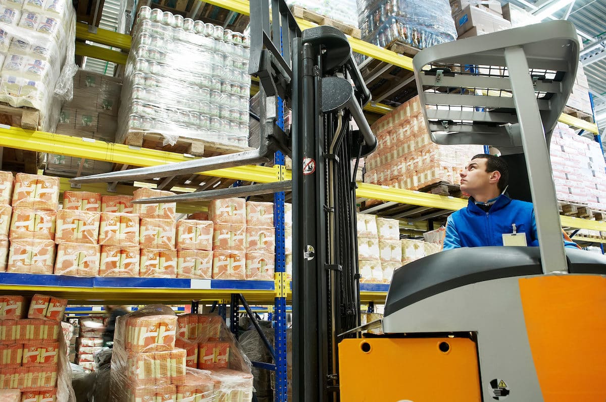 Caution! The Top 6 Dangers Risked in Forklift Jobs 1 forklift jobs