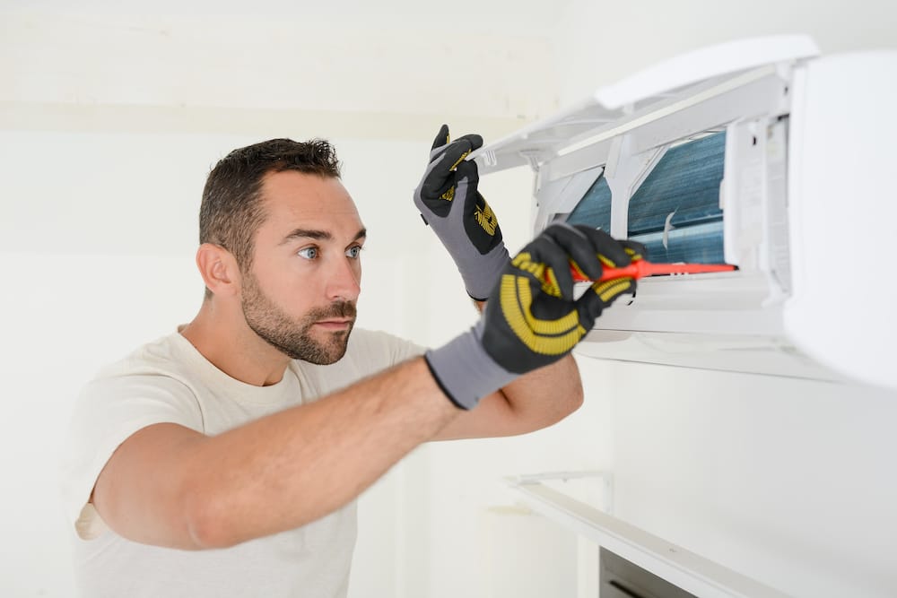 7 Jobs That Pay The Bills Even If You Have a Felony 1 career opportunities felons allegiance staffing agency houston texas