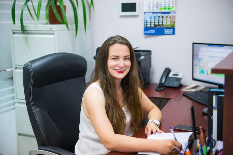 What to Expect for Entry Level Administrative Assistant Jobs