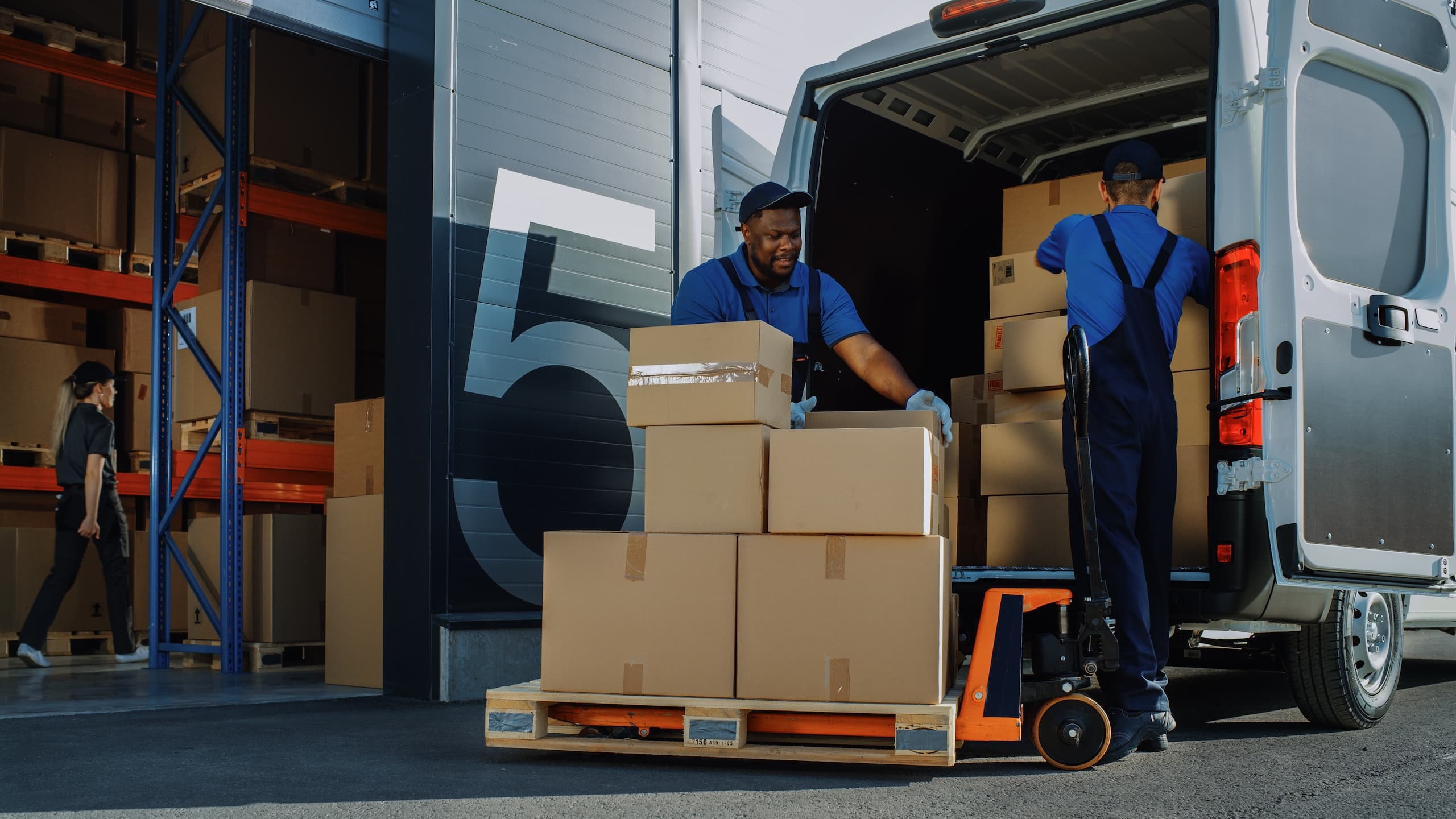 logistics hero